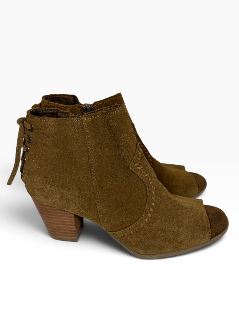 MINNETONKA Women's 8 Melanie Brown Suede Back Zip Bootie
